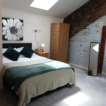 Apartment Bliss - Contractor 314